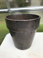 Plant container